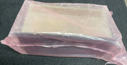 Allen Bradley 2706-B41J31 Series D Rev B  Display Operator Interface Panel 120V