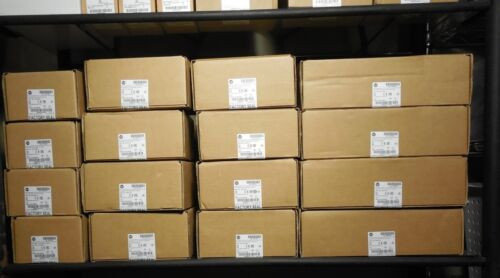 Allen Bradley Micro850 Plc 2080-Lc50-48Qvb Ethernet I/P Controller