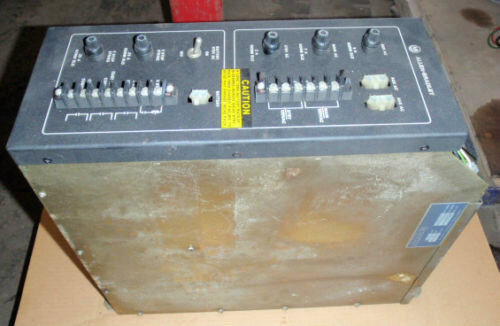 Allen-Bradley Computerized Numerical Control_82001527_82Oo1527_115V_10 Amp_60 Hz