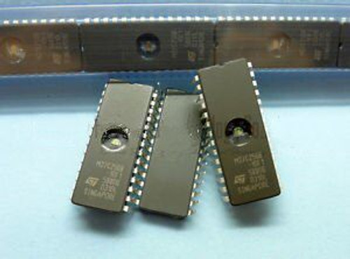 STMicroelectronics M27C256B-10F1 27C256 32Kx8 BIT UV EPROM x 50PCS