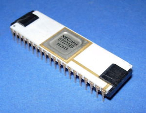 LSI D7220D-1 NEC 40-Pin Gold White Ceramic Vintage