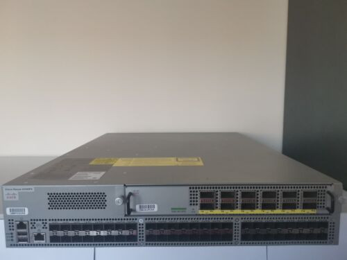 Cisco N9K-C9396Px Nexus Switch 9300 48X 1/10G Sfp+ N9K-M12Pq N9K-Pac-650W-B