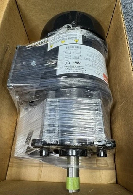 Dayton 6Z821 Parallel Gearmotor 19:1, 115/230V AC, 100 in-lb,
