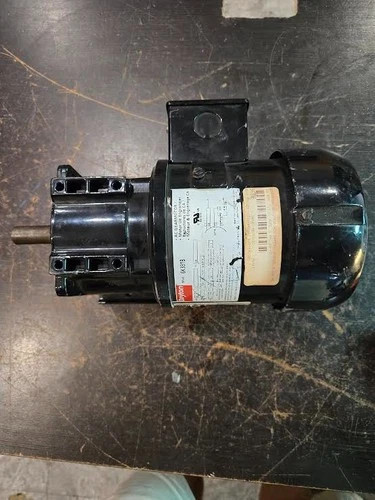 Dayton 6K331B 1/6 HP 28.1:1 RATIO AC Gearmotor 150 "-Lb Max Torque 115V