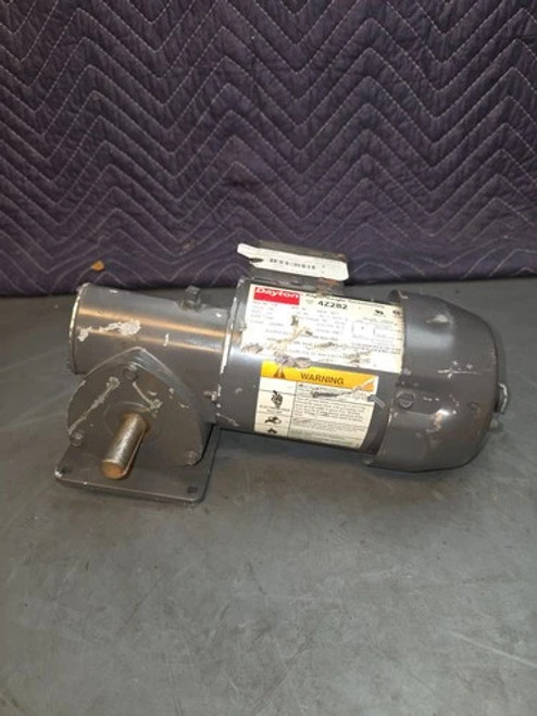 Dayton 4Z282 Right Angle Gear motor 115 VAC 1/8 HP 1:20 NNB