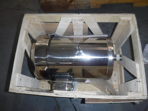 NEW Dayton 2RKY8 Washdown Motor, 3 Ph, TEFC, 5 HP, 3525 rpm T