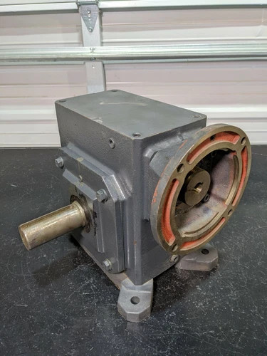 Dayton 3GD55 Speed Reducer 60:1 Ratio / 1HP, 1371 RPM IN / 29 RPM Output