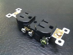 (100 pc) NEW Standard Duplex Receptacles 15 Amp Black 15A Self Grounding