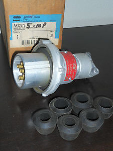 Crousse-Hinds Arktite APJ3573 model M10 Weatherproof 30A Plug - NEW in the Box