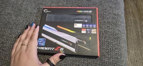 New ListingG.SKILL Trident Z5 RGB Series DDR5 RAM (Intel XMP 3.0 & AMD Expo) 64GB (2x32GB)
