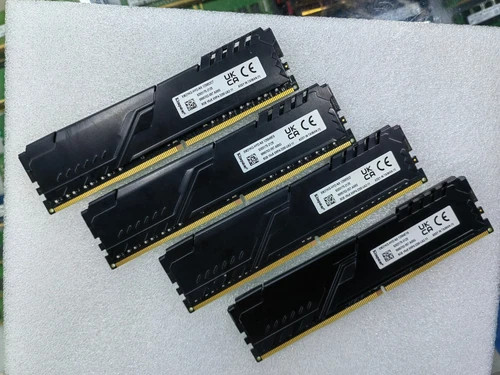 Kingston DELL 32GB DDR4 3200MHz Kit (4 x 8GB) PC4-25600 XMP4 Desktop DIMM RAM