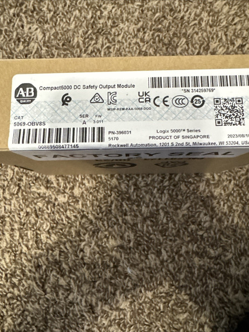 New AB 5069-OBV8S Ser A Compact5000 DC Output Module - Product Image