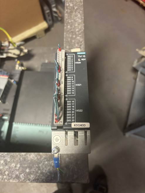 Used SIEMENS 6SL3055-0AA00-3FA0 SINAMICS TERMINAL MODULE TM15 USED - Product Image