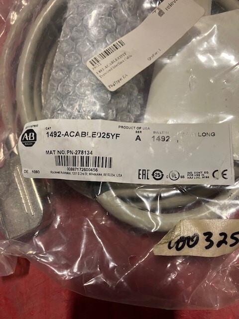 New 1492-ACABLE025YF Allen Bradley - Product Image