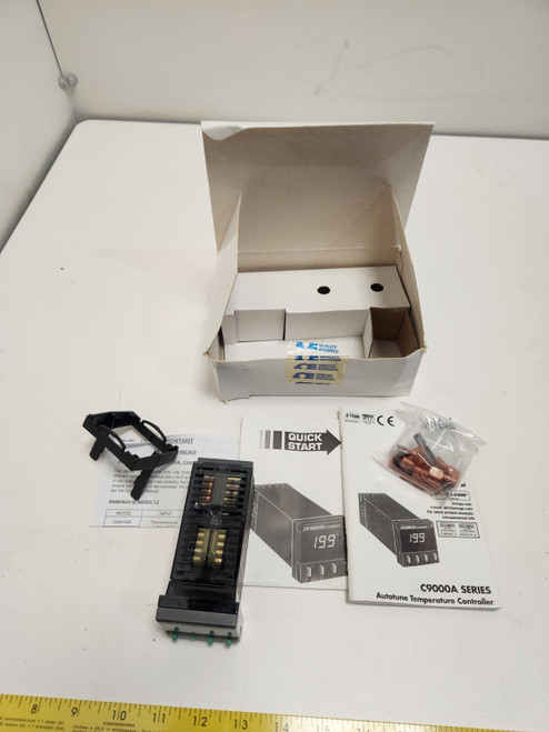 New Omega CN9000A Series Digital Temperature Controller CN9210A - Product Image