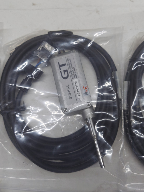New Keyence GT2-H12L Brand new Sensor Head NEW NO BOX Make Offer  - Product Image