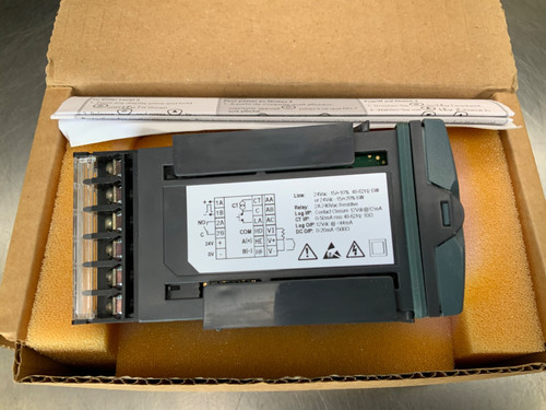 New Eurotherm 3216 TemperatureProcess Controller 3216CCVLLRXXX4CL - Product Image