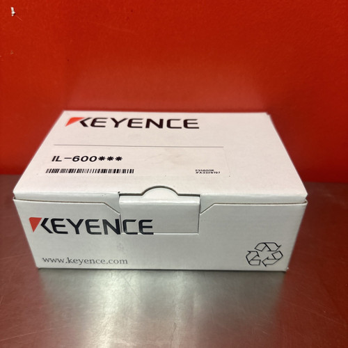 New NEW KEYENCE IL-600 Laser Sensor Free Shipping IL600 - Product Image