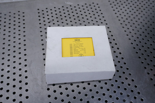New New SICK FX3-XTI084002 FX3-XT1084002 1044125 Safety IO module Flexi XTIO, PO1 - Product Image
