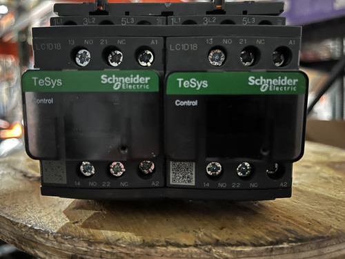 New LC2D25G7 Schneider Electric Reversing Contactor - Product Image