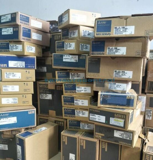 New 1PCS New MITSUBISHI Servo Driver MR-J4-500GF  - Product Image