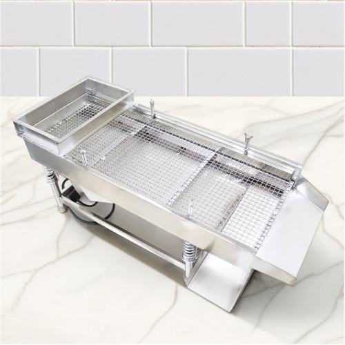 New Stainless Steel Linear Vibrating Screen with 11mm Square Mesh Single