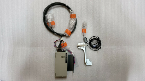 NEW OMRON AMPLIFIER UNIIT V640-HAM11-L