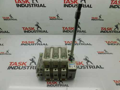 Used Ferraz Shawmut FBJ303X Fusible Disconnect Switch 30 Amp 600 Volt 3-Pole - Product Image