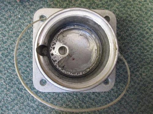 Used Cavotec 30015 Receptacle PCX-02005-000 No Cap Used - Product Image