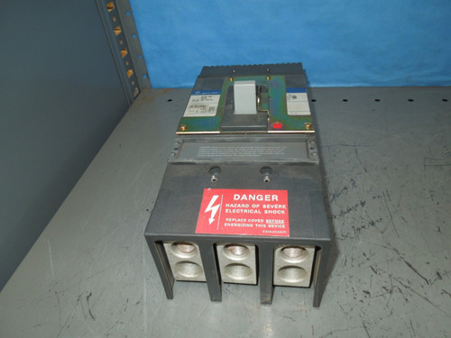 Used GE Spectra RMS SGDA36AN0400 400A 3P 600V Molded Case Switch Auxiliary Switch - Product Image