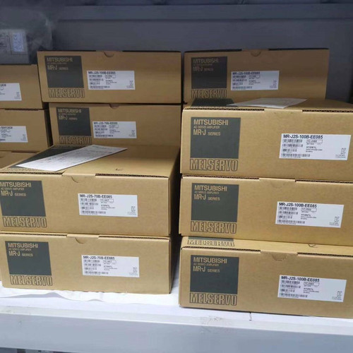 New NEW MITSUBISHI Servo Driver MR-J2S-20B-EE085 1PCS - Product Image