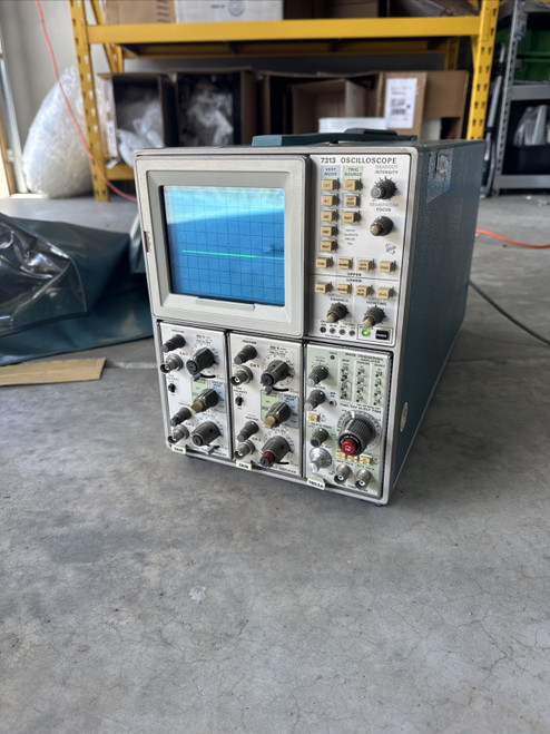 Used TEKTRONIX 7313 OSCILLOSCOPE MAINFRAME LOADED  COVER 7A18 7B53A - Product Image