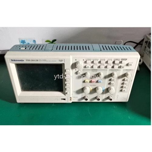 Used Tektronix TDS2014B 4 Channel Digital Storage Oscilloscope 100MHz 1GS used - Product Image