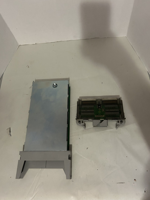 Used Agilent 34938A 20 ch 5A GP Switch with 34932T - Product Image