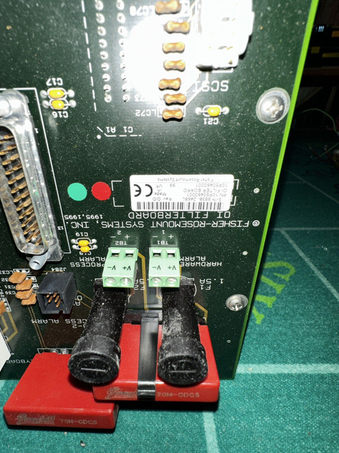 Used EMERSON RS3 Fisher Rose mount 10P50460001 OI FILTERBOARD - Product Image