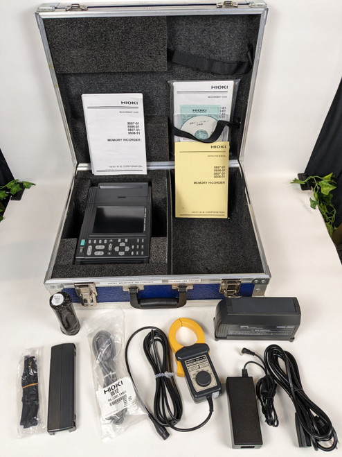 Used HIOKI 8808-01 Memory HiCorder - Portable Data Logger w 9018-01 Clamp On Probe - Product Image
