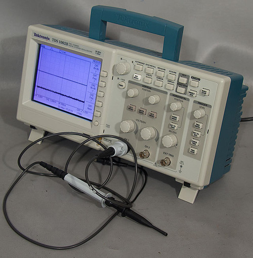 Refurbished Tektronix TDS1002B 60 MHz Digital Storage 2-Channel Oscilloscope wProbe - Product Image
