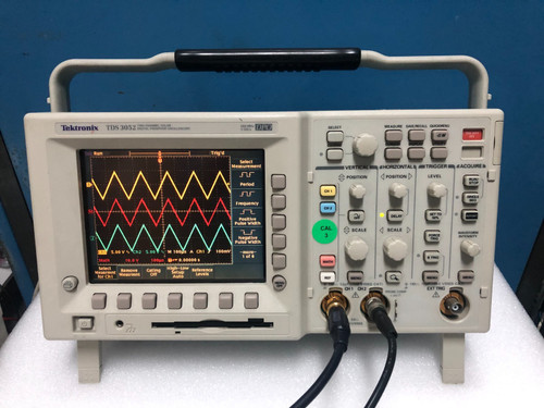 Used Tektronix TDS3052 500MHz, 5GSs, 2-Channel Color Digital Phosphor Oscilloscope - Product Image