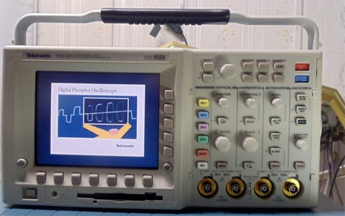 Used Tektronix TDS3034 4 CH color Oscilloscope 300MHz 2.5GSas, TRG FFT GPIB RS232  - Product Image