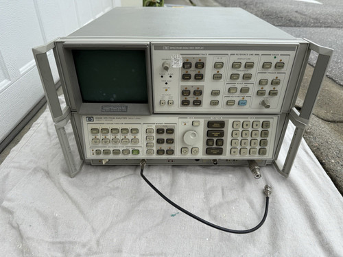 Used HP Agilent 8568B Spectrum Analyzer w Display Unit 85662A Opt 85680B - Product Image