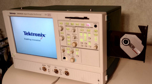Used Tektronix TDS5034B Oscilloscope - Product Image
