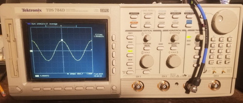 Used Tektronix TDS784D 1 GHz Oscilloscope TESTED 7 options  LCD upgrade 8MB mem USA - Product Image