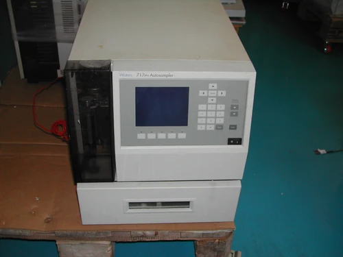 Used WATERS 717 PLUS AUTOSAMPLER ID71 - Product Image