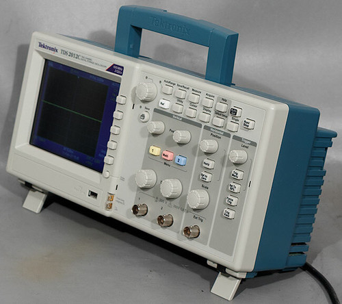 Used Tektronix TDS2012CTDS 2012C 100 MHz 2 GSs 2-Chan. Digital Storage Oscilloscope TDS2022 - Product Image