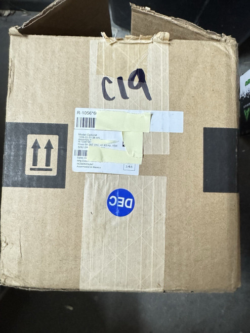 New 1056 NEW IN THE BOX 1056-03-21-38-AN EMERSON ROSEMOUNT PH ANALYZER - Product Image