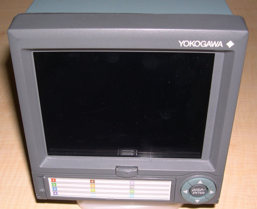 Used YOKOGAWA DAQSTATION, DX106-2-2M1, DX106-2 SUFFIX -2M1, USED DX106-2-2/M1 - Product Image