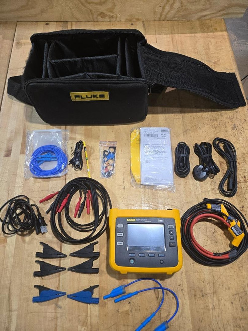 Used FLUKE 1736 3 PHASE POWER LOGGER W ACCESSORIES- SHIPS FAST FREE SHIPPING Fluke 1736 - Product Image