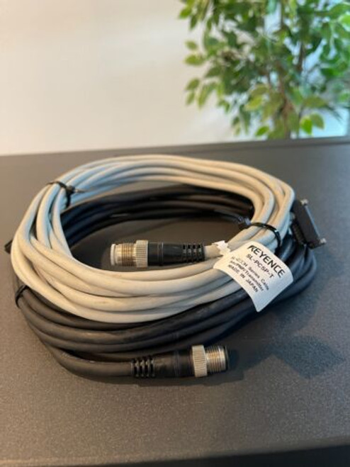 Keyence Sl-Pc5P-T, 5M/Pnp/Transmitter And Sl-Pc5P-R, 5M/Pnp/Receiver Cables