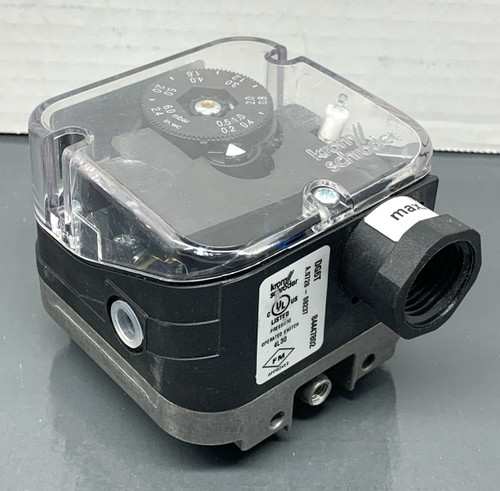 New KROM SCHRODER DG6T-84447802 GAS PRESSURE SWITCH NEW FREE SHIPPING - Product Image