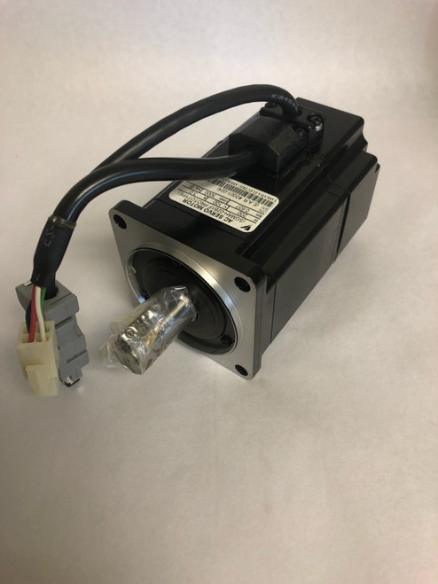 New YASKAWA AC SERVO MOTOR SGMAH SERIES PN SGMAH-02-B1F NEW IN BOX - Product Image